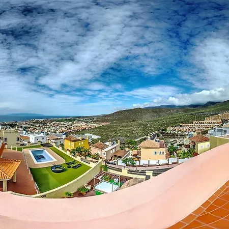 Villa Adhi